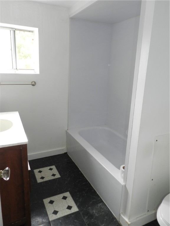 1620 Beechwood Blvd 2