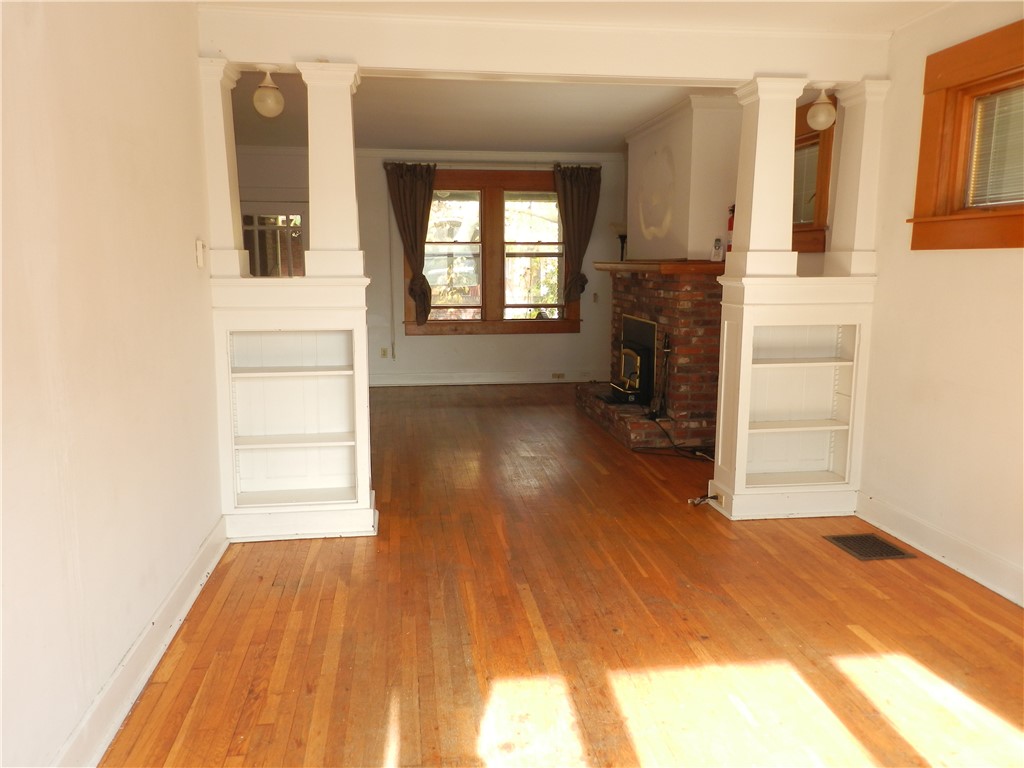 1620 Beechwood Blvd 2