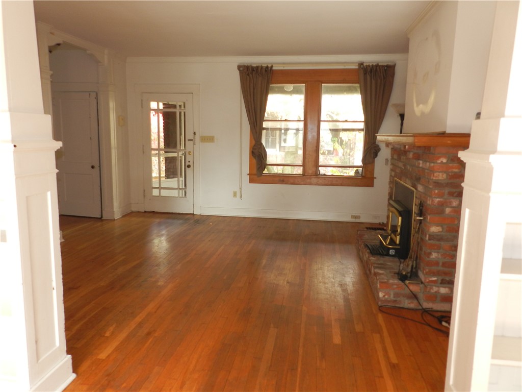 1620 Beechwood Blvd 2