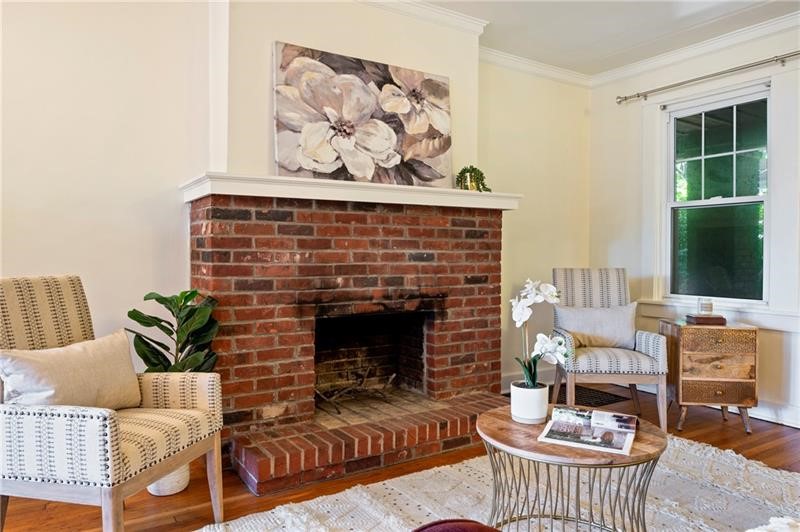 1620 Beechwood Blvd 5