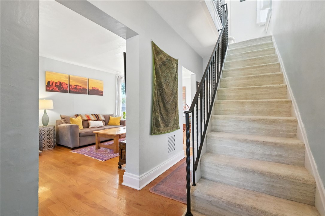 6 Soffel St