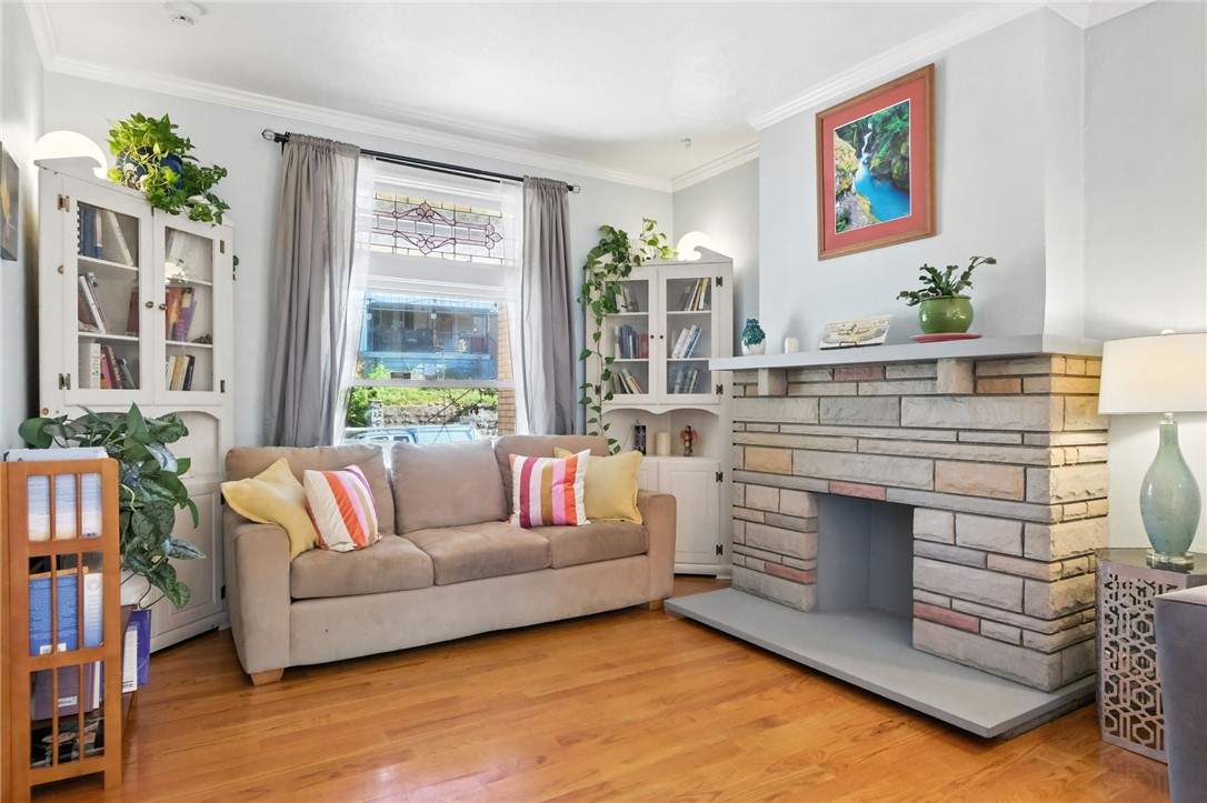 6 Soffel St