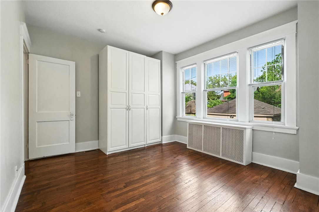 1523 S Negley