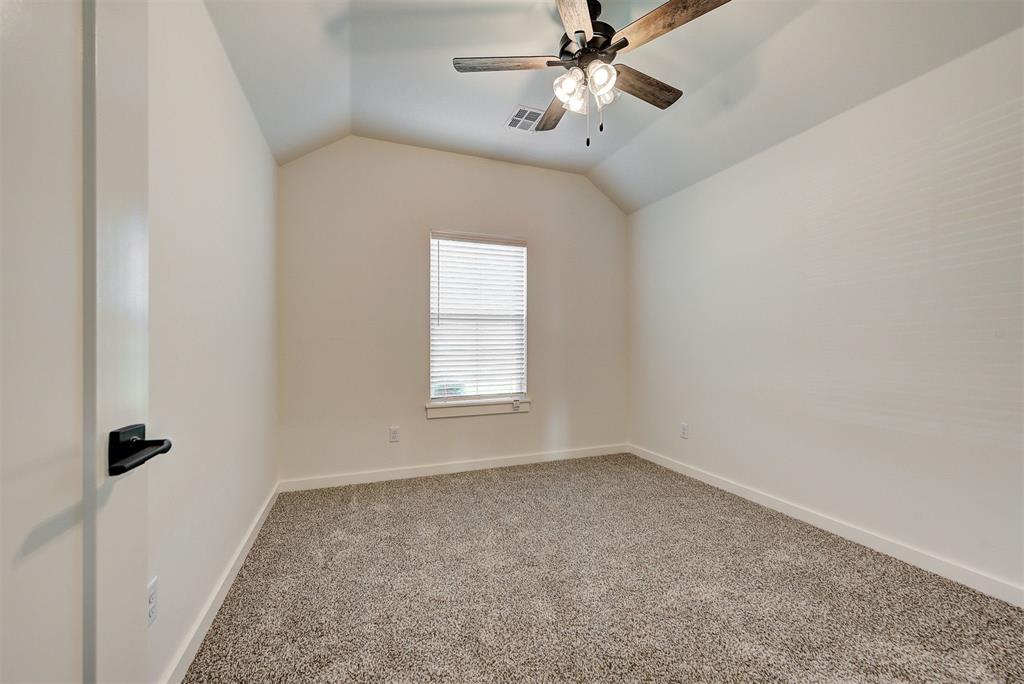 1128 Maverick Pass