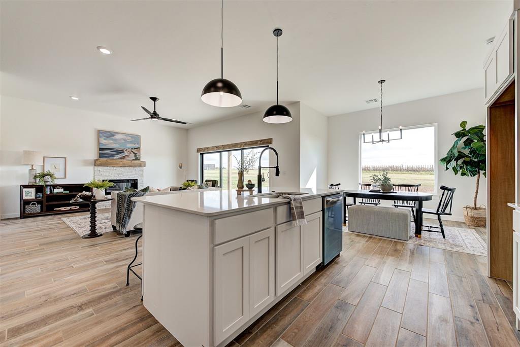 1128 Maverick Pass