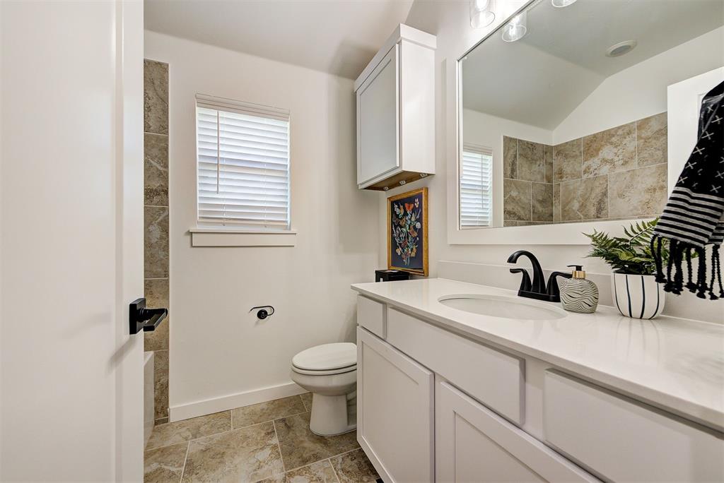 1128 Maverick Pass