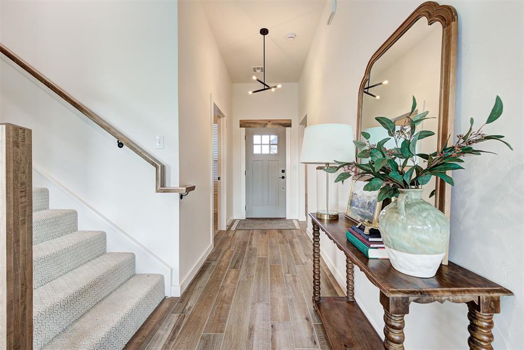1128 Maverick Pass