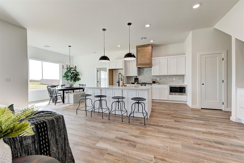 1128 Maverick Pass