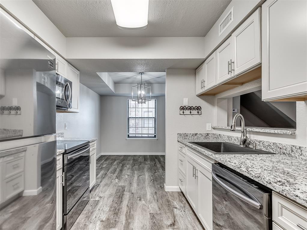 14319 N Pennsylvania Avenue Unit: 15E