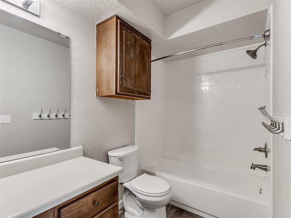 14319 N Pennsylvania Avenue Unit: 15E