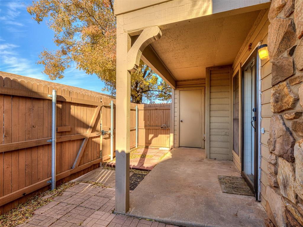 14319 N Pennsylvania Avenue Unit: 15E