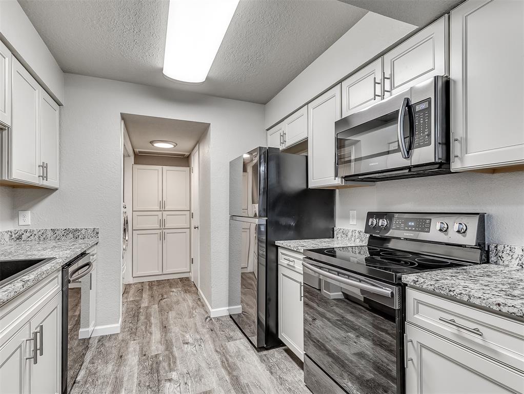 14319 N Pennsylvania Avenue Unit: 15E