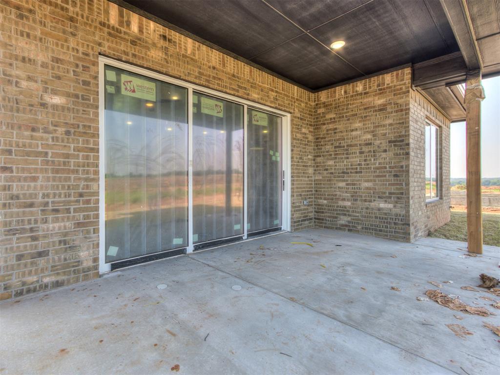 2141 Josslyn Place