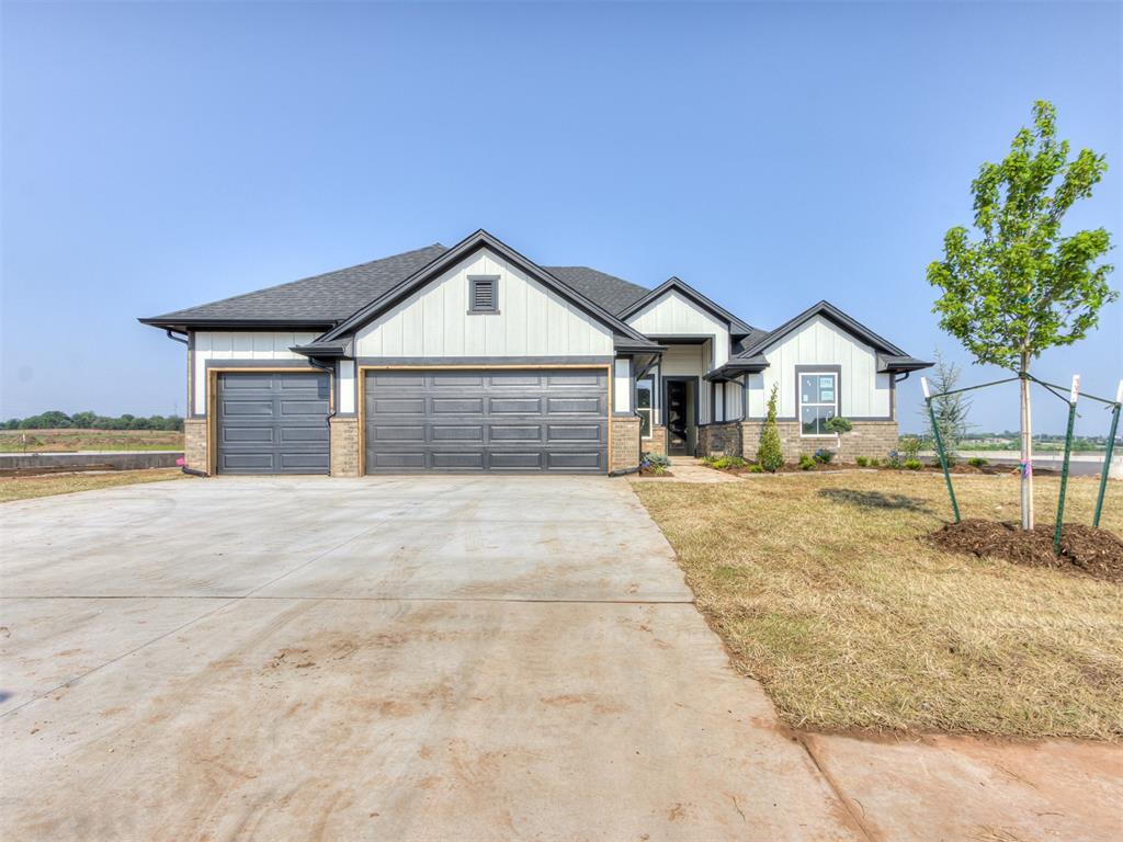 2141 Josslyn Place