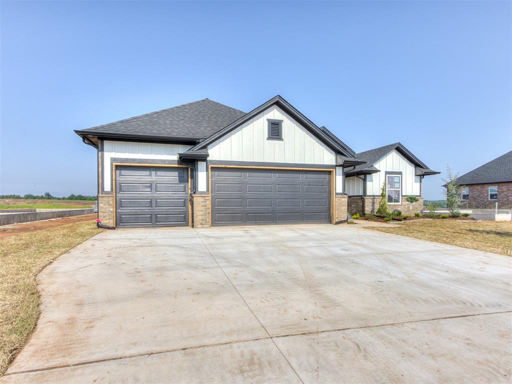 2141 Josslyn Place