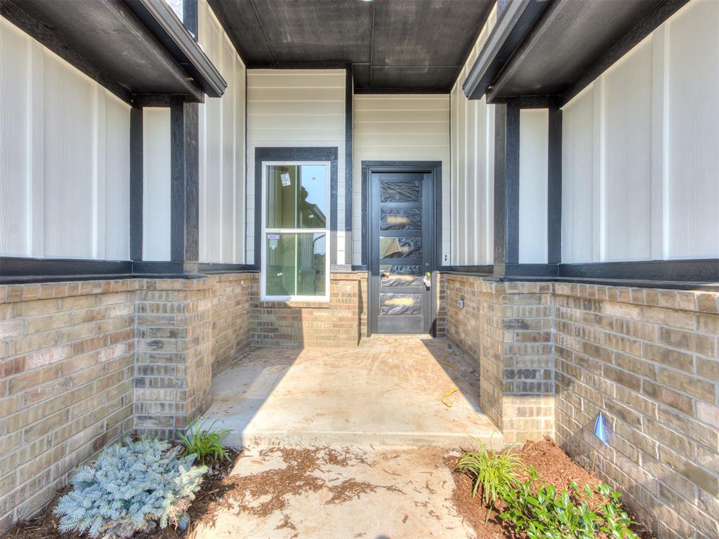 2141 Josslyn Place