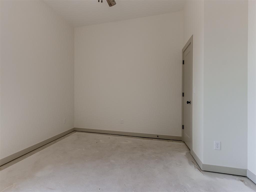 2141 Josslyn Place