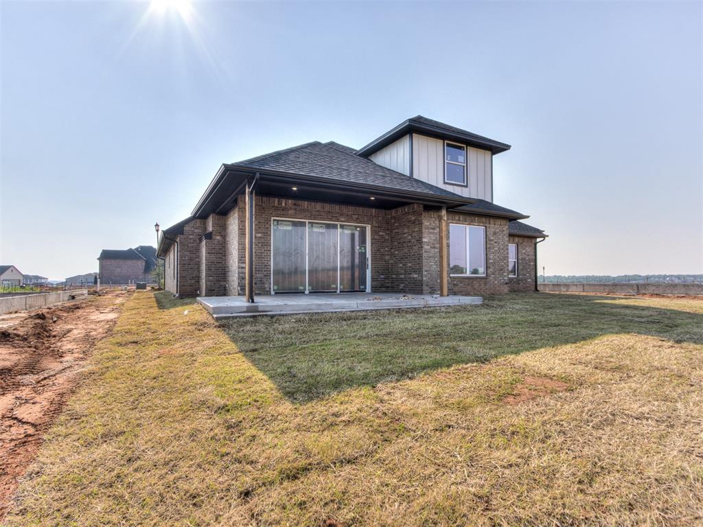 2141 Josslyn Place