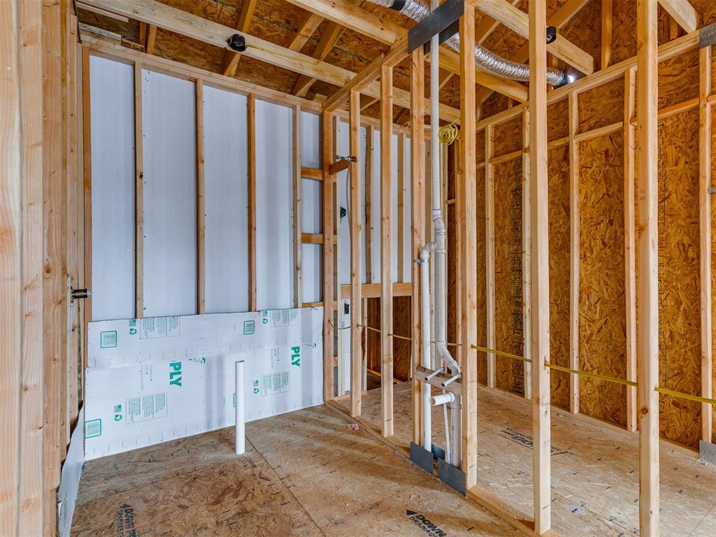 5708 NW 154th Terrace