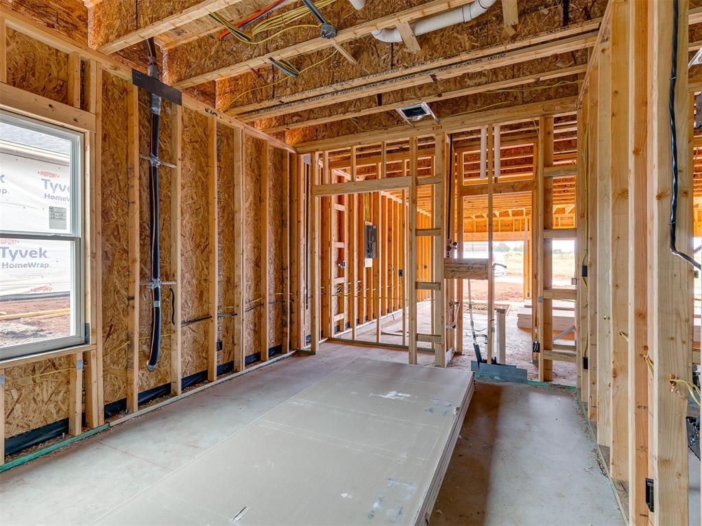 5708 NW 154th Terrace