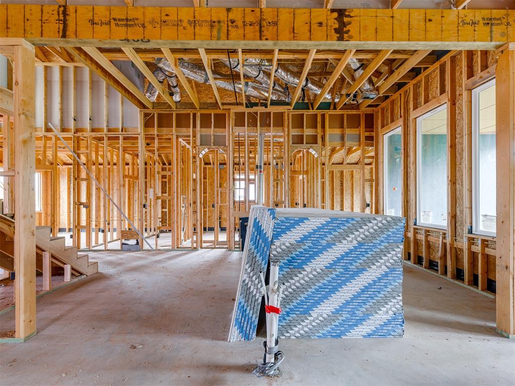 5708 NW 154th Terrace