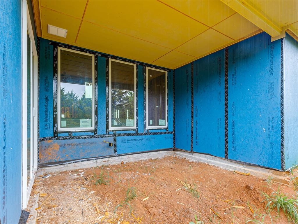 5708 NW 154th Terrace