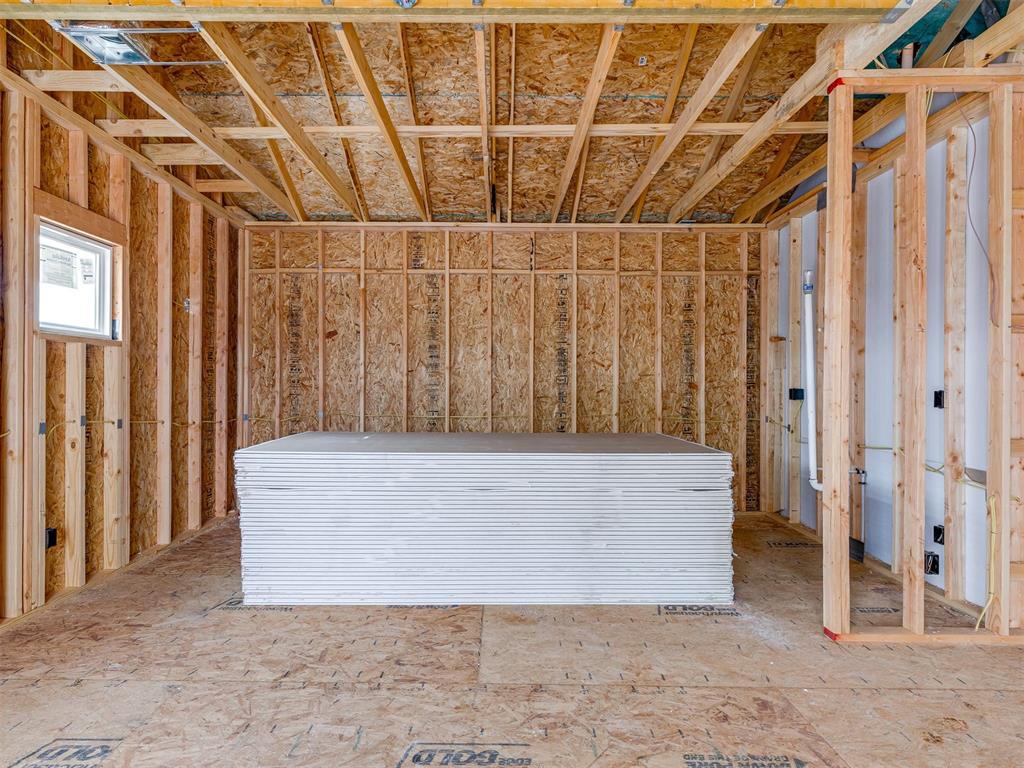 5708 NW 154th Terrace