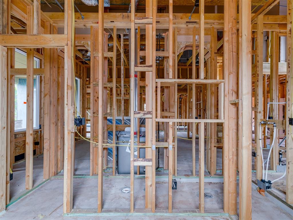 5708 NW 154th Terrace