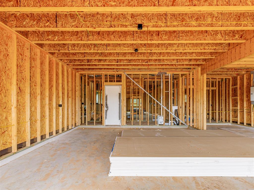 5708 NW 154th Terrace