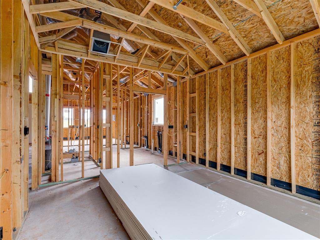 5708 NW 154th Terrace