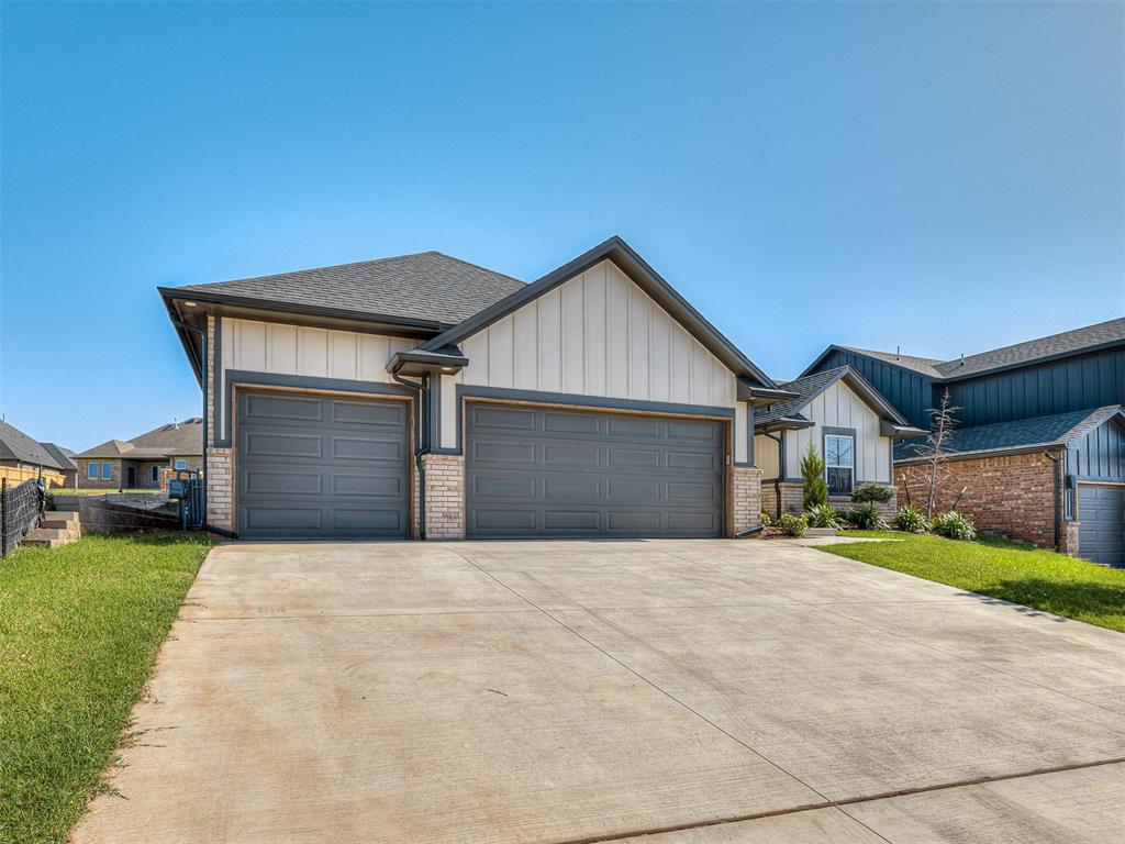 6117 Kinnick Drive