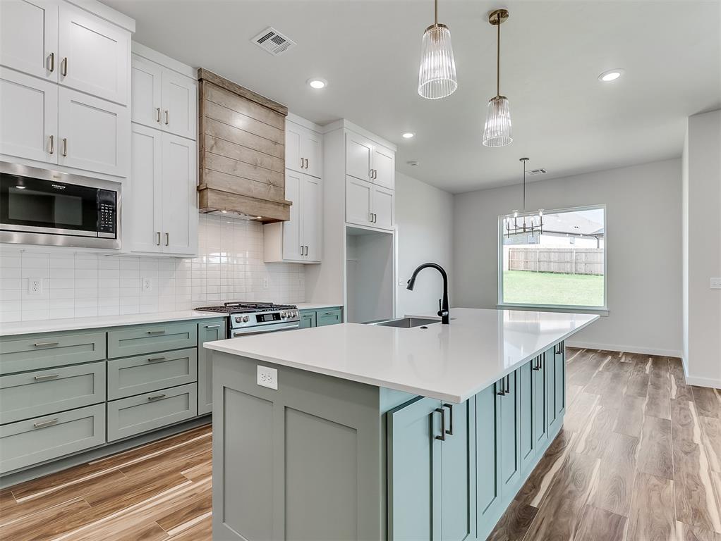 6117 Kinnick Drive