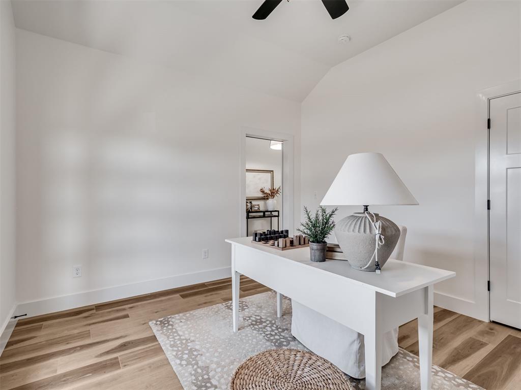 15504 Echo Park Drive
