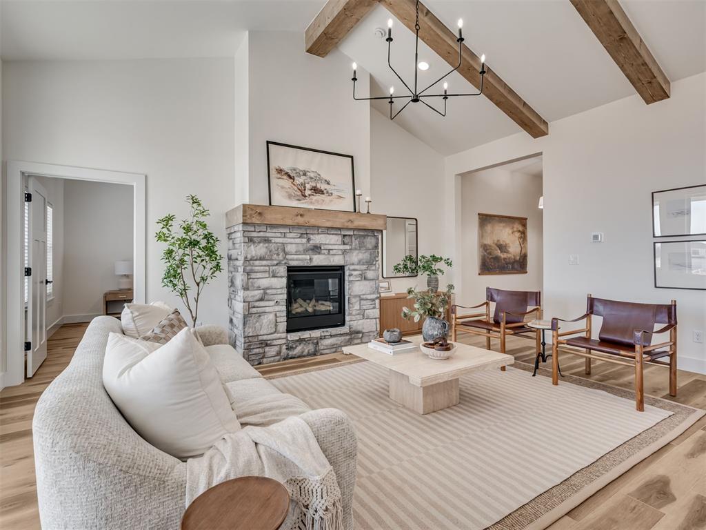 15504 Echo Park Drive
