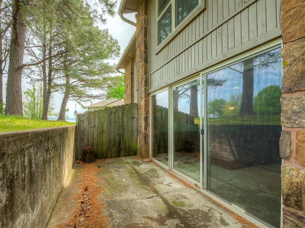 7011 Lakeshore Drive