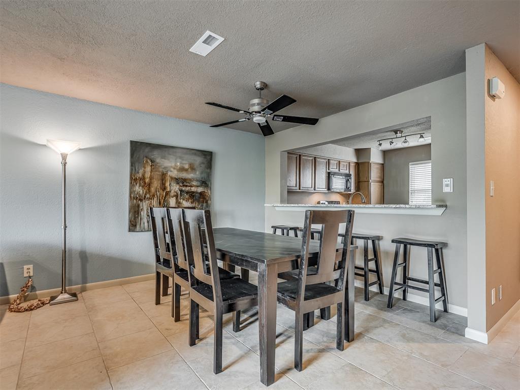 7011 Lakeshore Drive