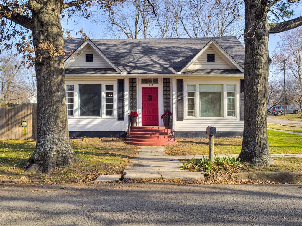 116 S 11th Street