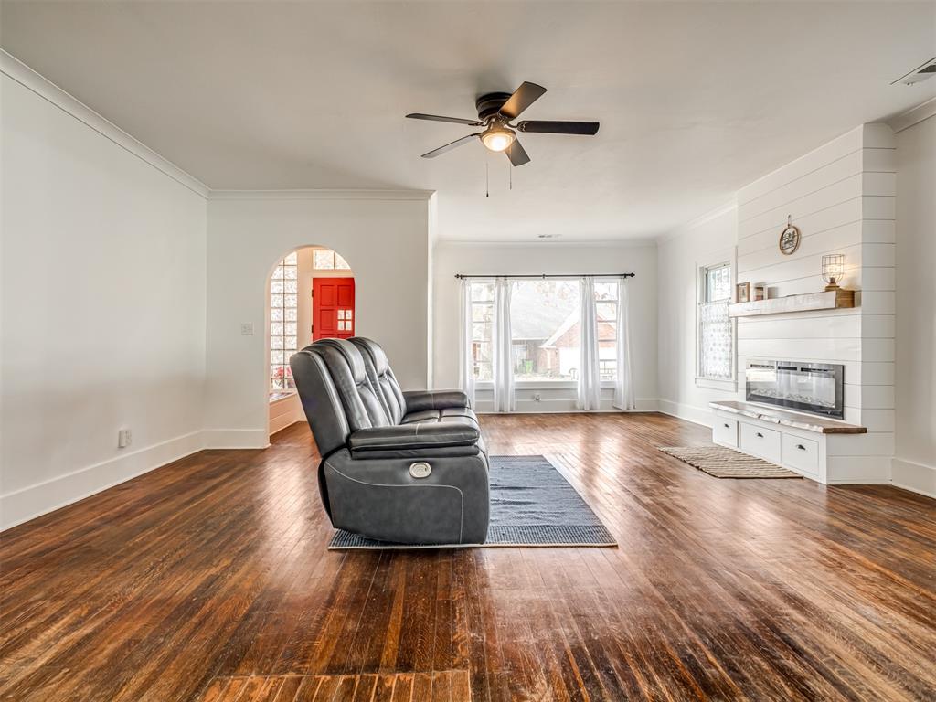 116 S 11th Street