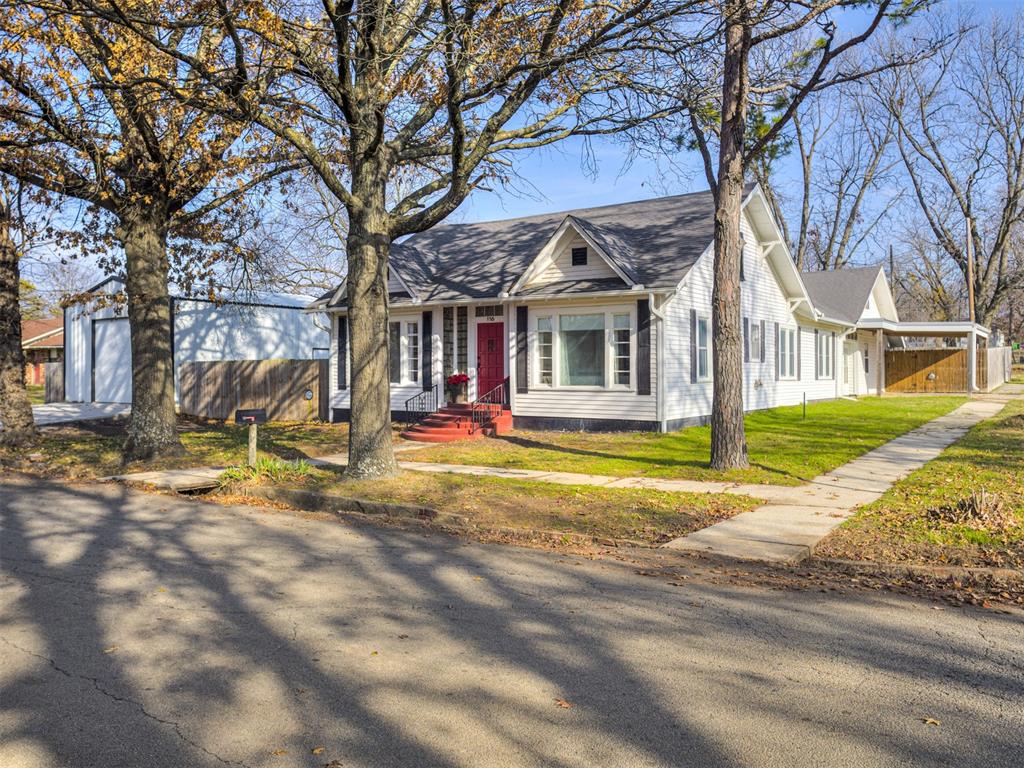 116 S 11th Street