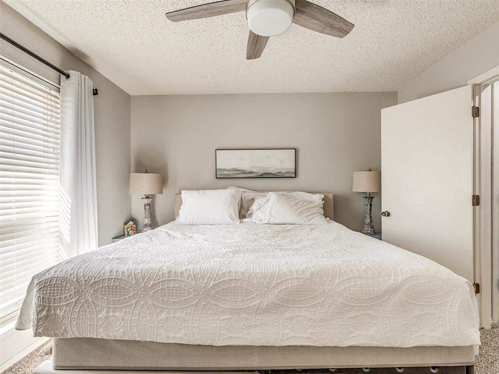 7009 Lakeshore Drive