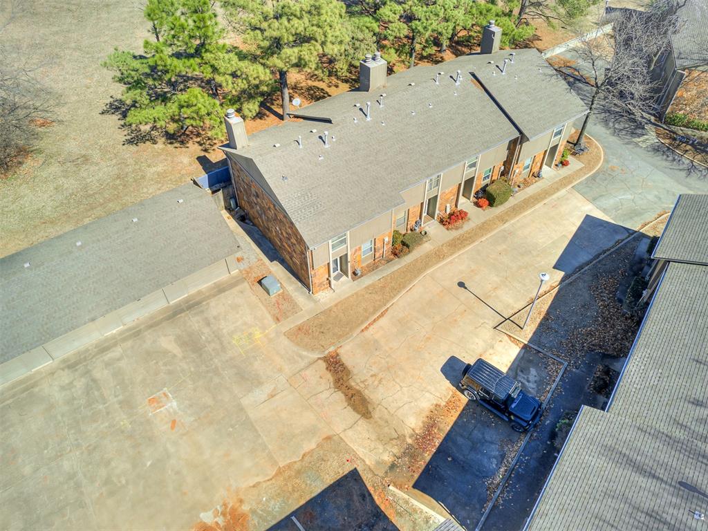 7009 Lakeshore Drive