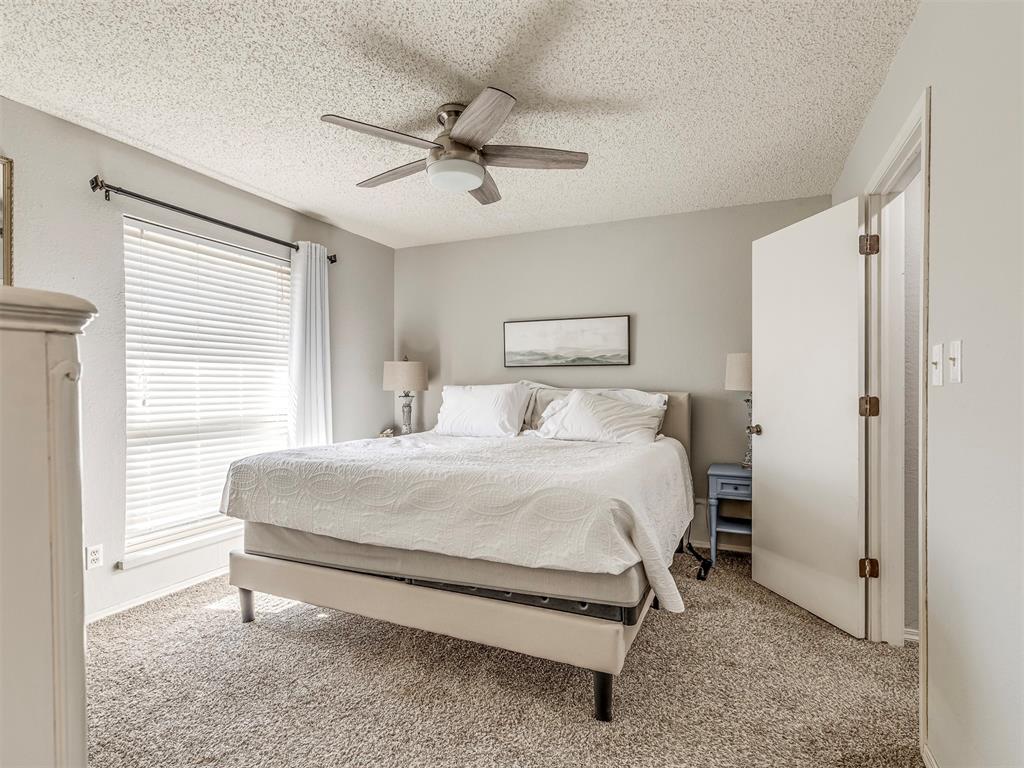 7009 Lakeshore Drive