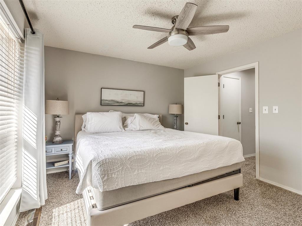 7009 Lakeshore Drive
