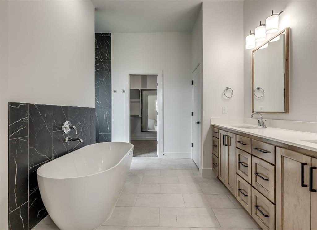 5820 NW 154th Terrace