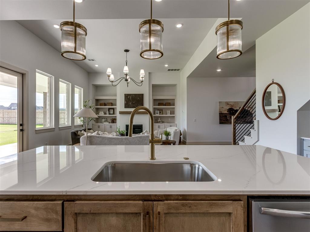 296 NE Primrose Point Avenue