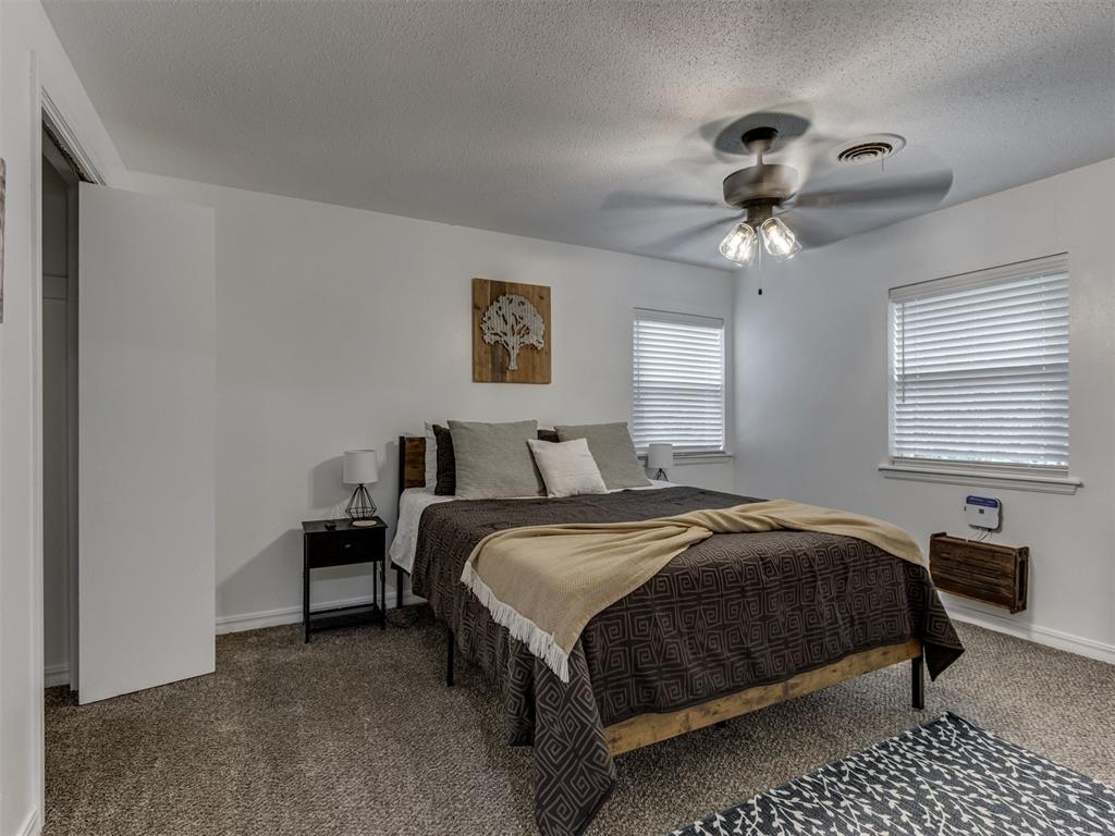 1033 Mockingbird Lane