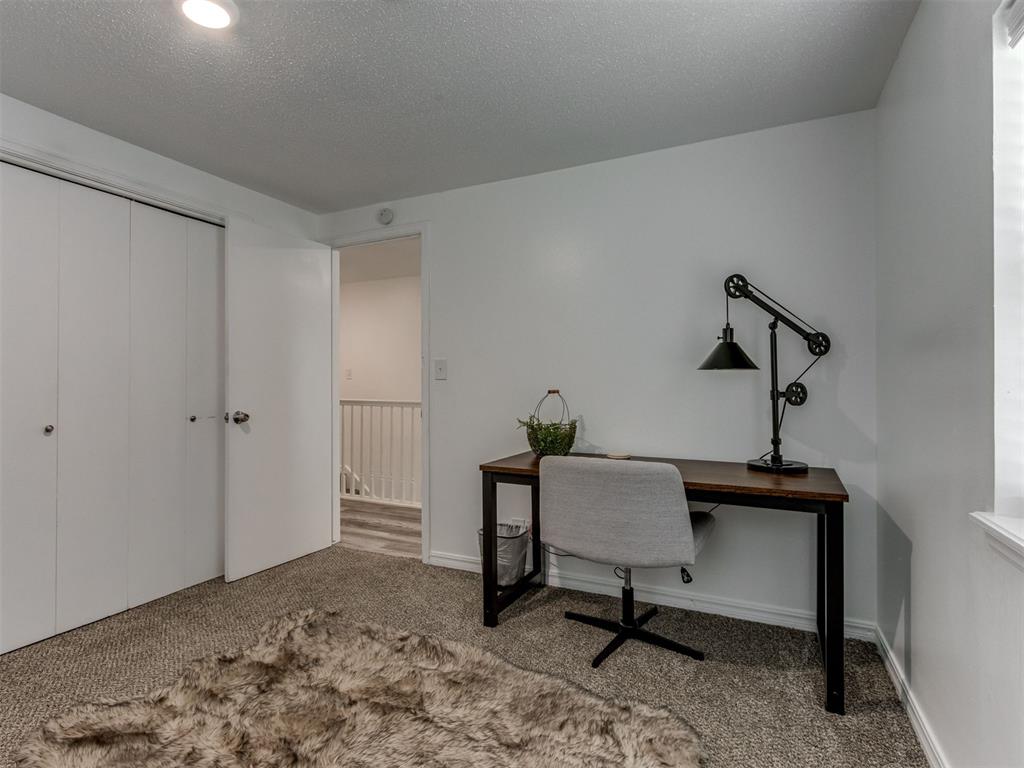 1033 Mockingbird Lane