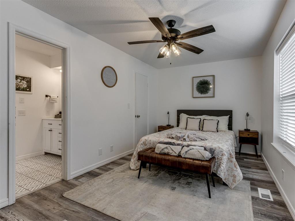 1033 Mockingbird Lane