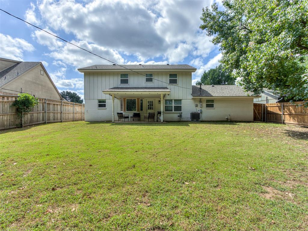 1033 Mockingbird Lane