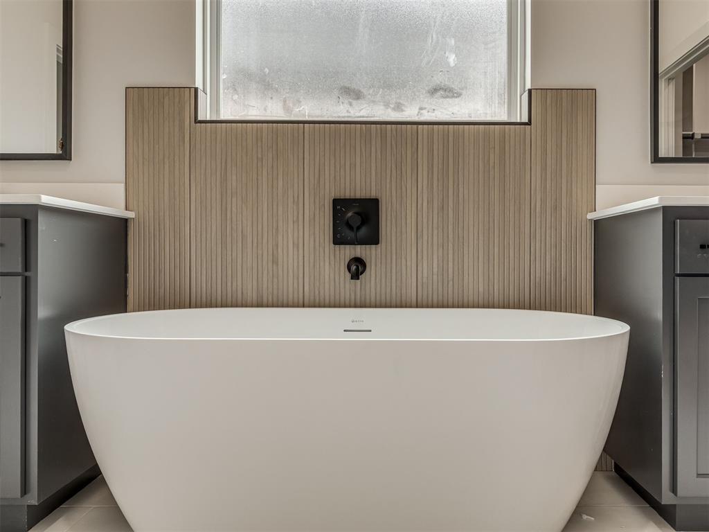 5613 NW 154th Terrace